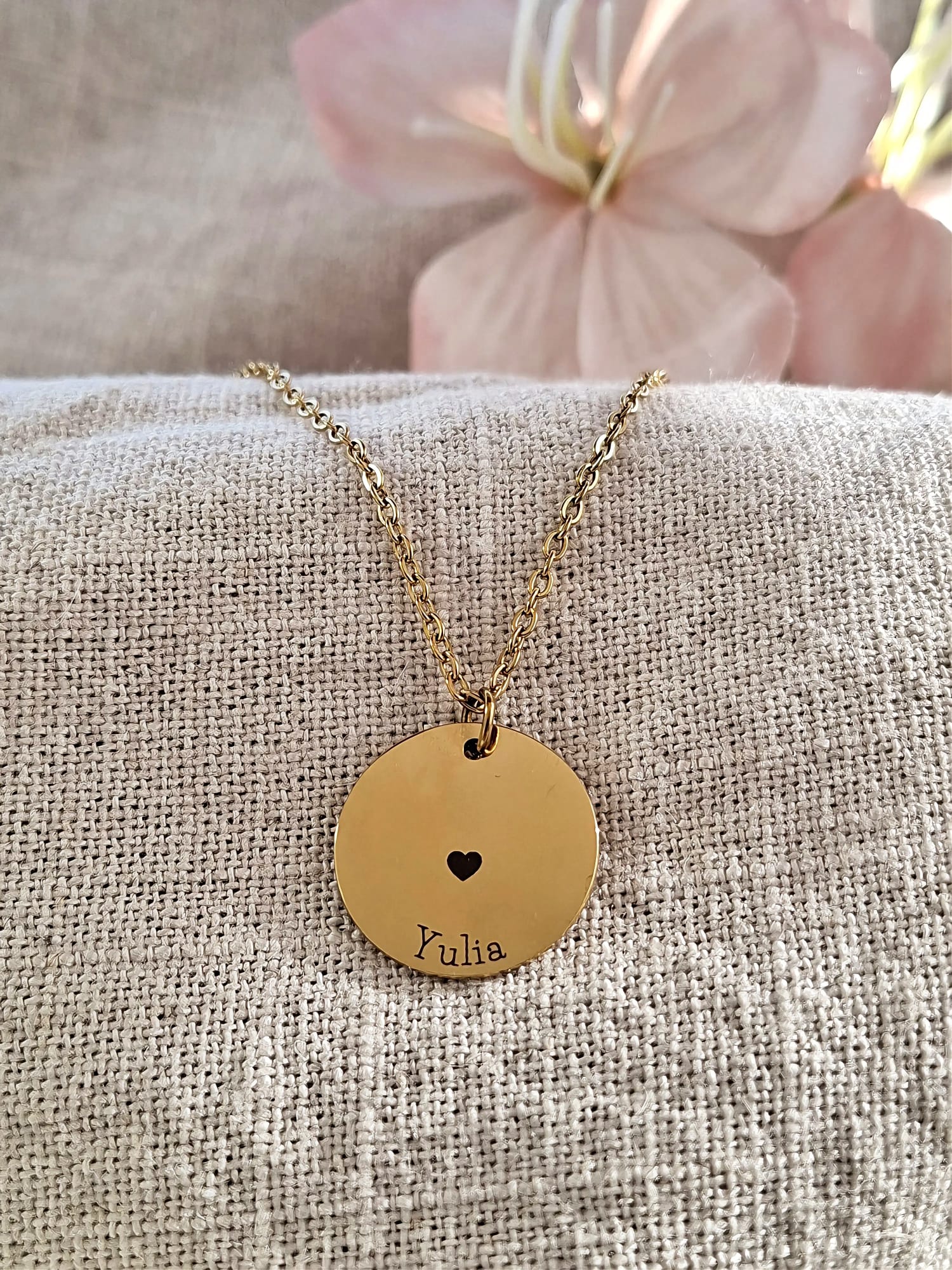 Collares